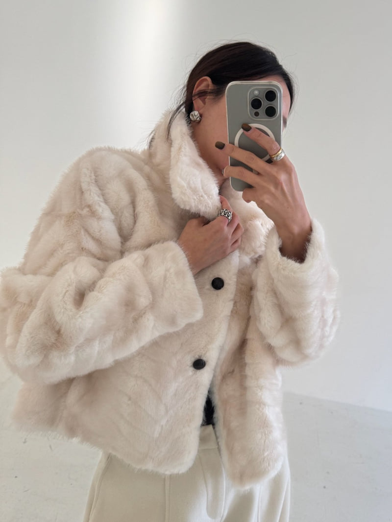 Neroli36 - Korean Women Fashion - #momslook - M Faux Soft Jacket - 5