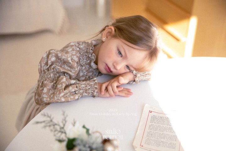 Nounou - Korean Children Fashion - #fashionkids - Rose Puff Sleeve Blouse - 10