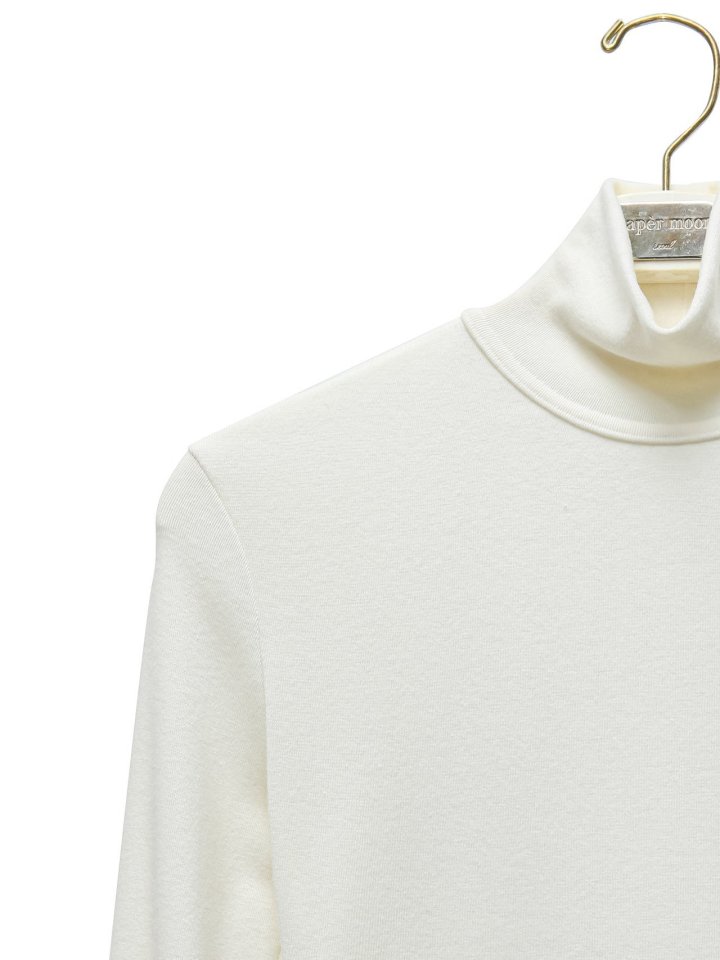 Paper Moon - Korean Women Fashion - #momslook - Back Open Detail Turtleneck Long Sleeve Tee - 9