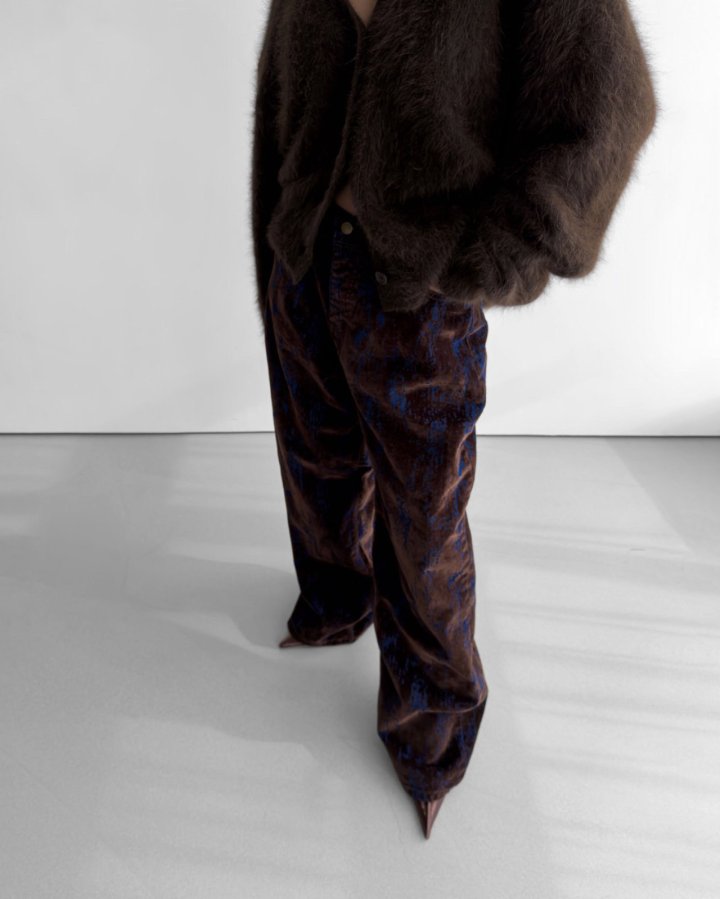 Paper Moon - Korean Women Fashion - #momslook - Velvet Crack Detail Denim Wide Pants - 12