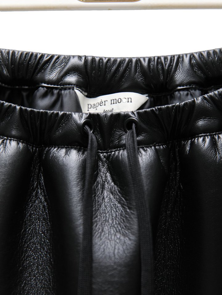 Paper Moon - Korean Women Fashion - #momslook - Cushioned Fabric Balloon Mini Flare Skirt - 9