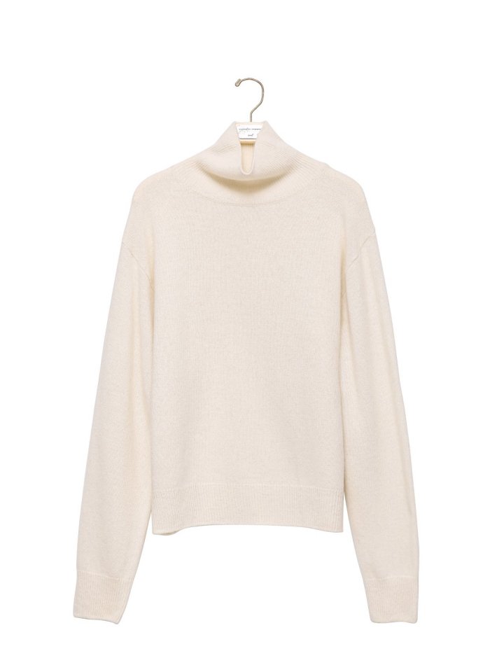 Paper Moon - Korean Women Fashion - #thatsdarling - Classic Cashmere Blend Wool High Neck Knit Top - 9