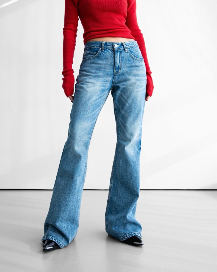 Paper Moon - Korean Women Fashion - #thatsdarling - Classic Flared Denim Blue Jeans - 4