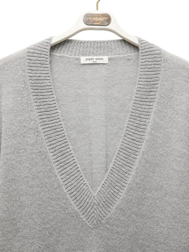 Paper Moon - Korean Women Fashion - #vintagekidsstyle - Alpaca Wool Deep V Neck Knit Top - 10