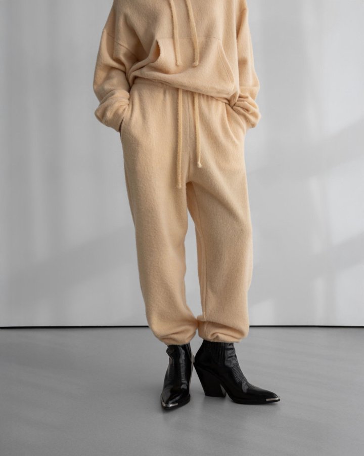 Paper Moon - Korean Women Fashion - #momslook - Hairy Texture Cozy Jogger Pants - 4