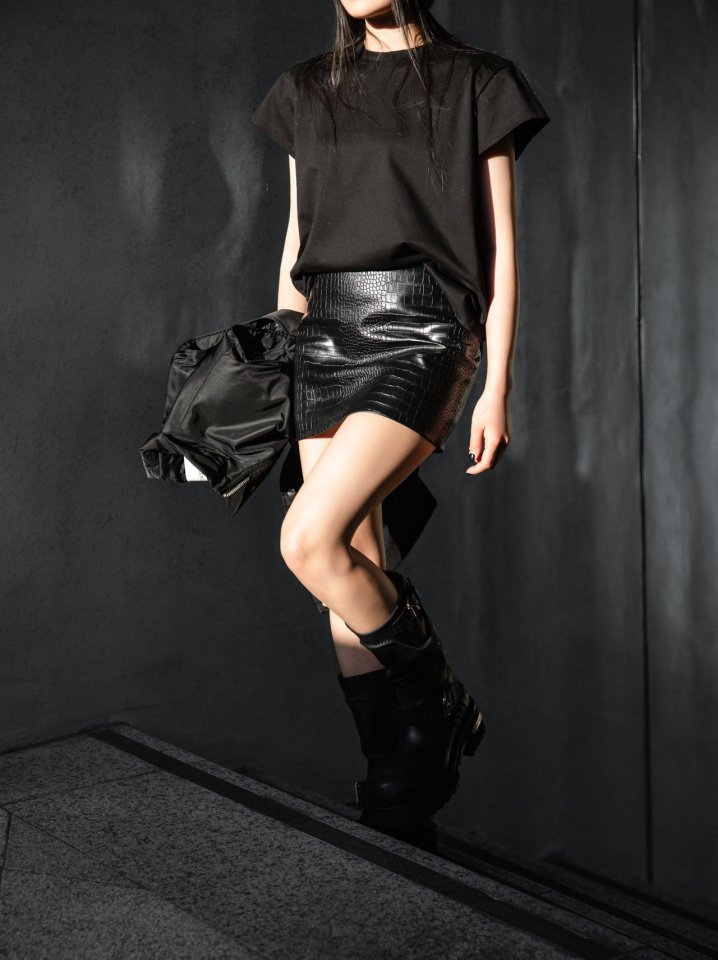 Paper Moon - Korean Women Fashion - #momslook - Crocodile Pattern Mini Skirt - 4