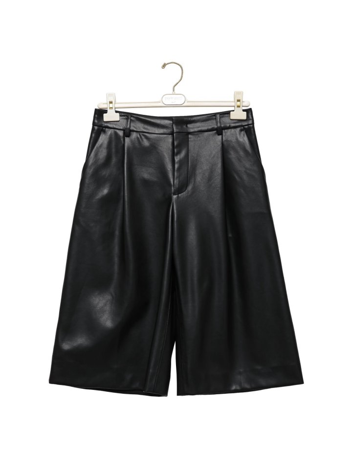 Paper Moon - Korean Women Fashion - #momslook - Classic Wide Fit Shiny Bermuda Trousers - 4