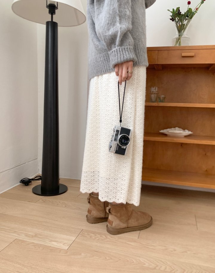Pomelo - Korean Women Fashion - #momslook - Maxi Fleece Lace Skirt