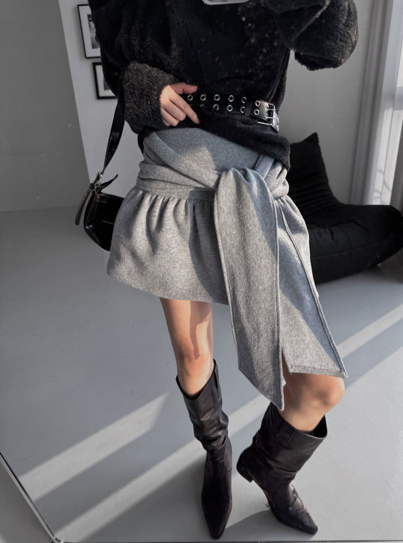 Rare Closet - Korean Women Fashion - #momslook - Pumpkin Balloon Skirt Pants