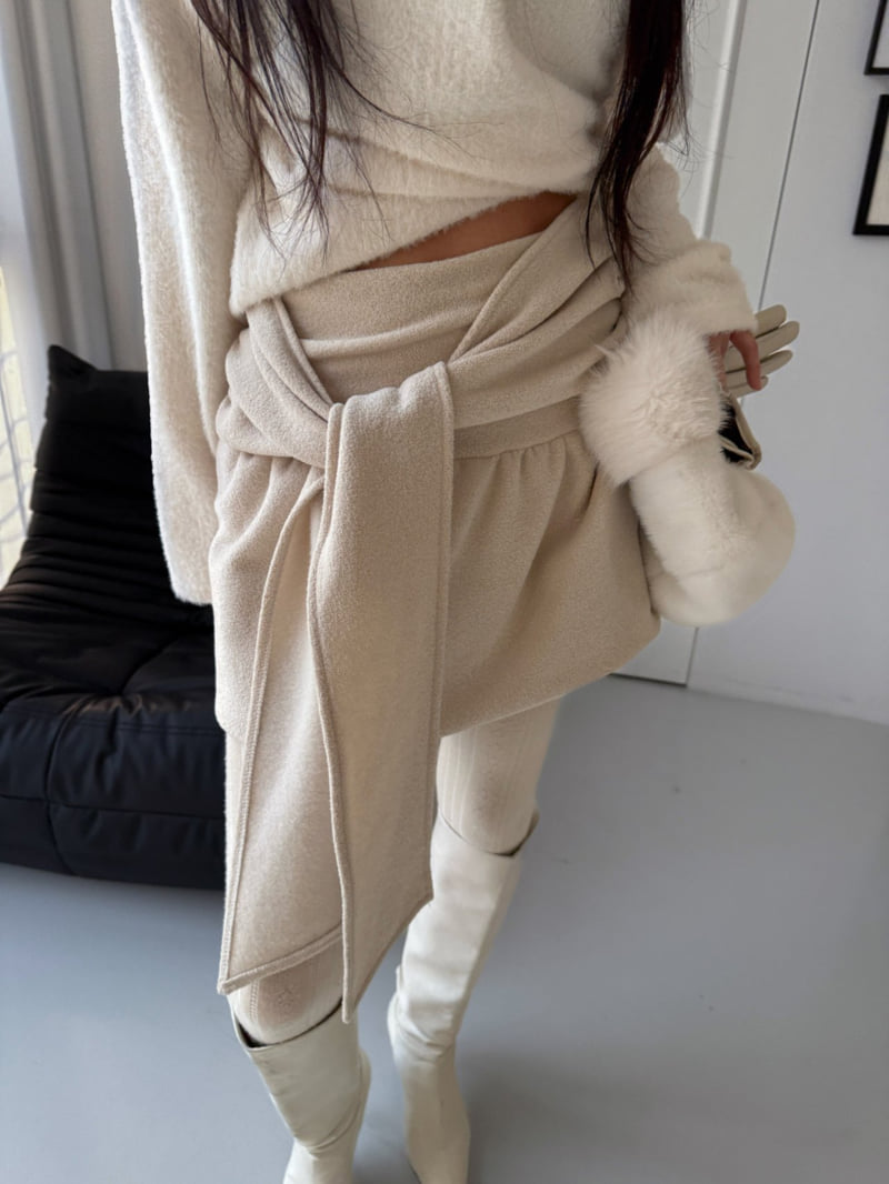 Rare Closet - Korean Women Fashion - #momslook - Pumpkin Balloon Skirt Pants - 11