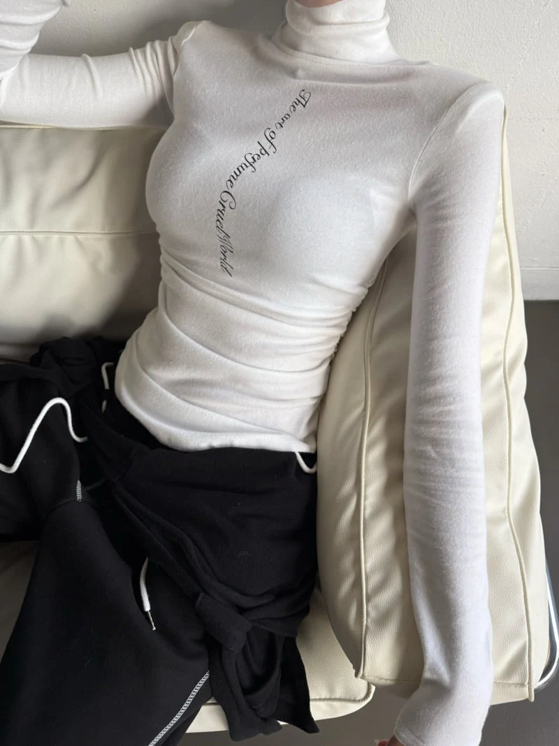 Rare Closet - Korean Women Fashion - #momslook - Lettering Shirred Turtleneck Tee - 11