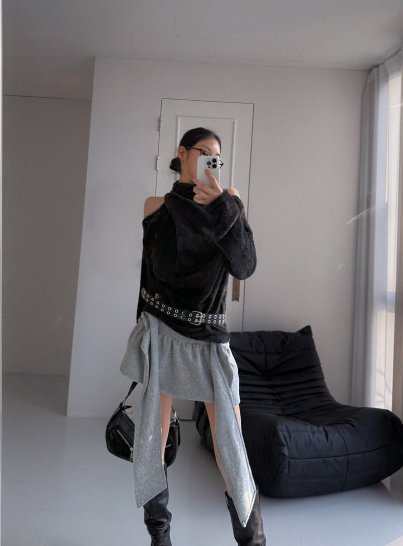 Rare Closet - Korean Women Fashion - #restrostyle - Mellow Angora Slit Tee - 5