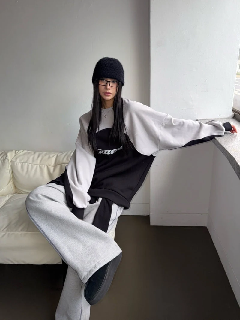 Rare Closet - Korean Women Fashion - #shopsmall - Carrera Boxy Sweatshirt - 11