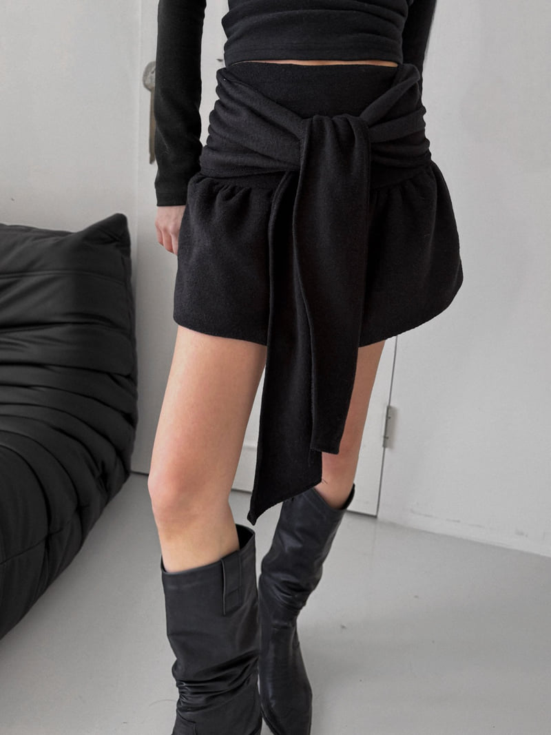 Rare Closet - Korean Women Fashion - #shopsmall - Pumpkin Balloon Skirt Pants - 8