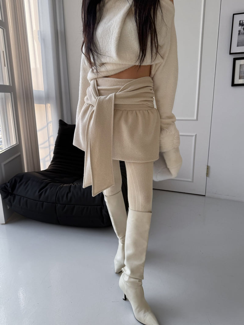 Rare Closet - Korean Women Fashion - #womensfashion - Pumpkin Balloon Skirt Pants - 12