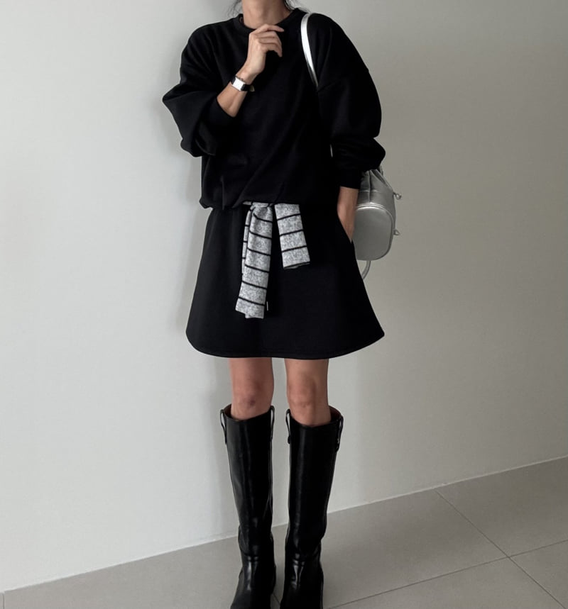 Ripple - Korean Women Fashion - #restrostyle - Barrel Fleece Set - 11