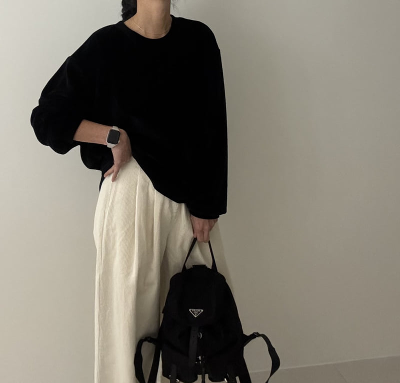 Ripple - Korean Women Fashion - #vintageinspired - Meg Velour Sweatshirt - 11