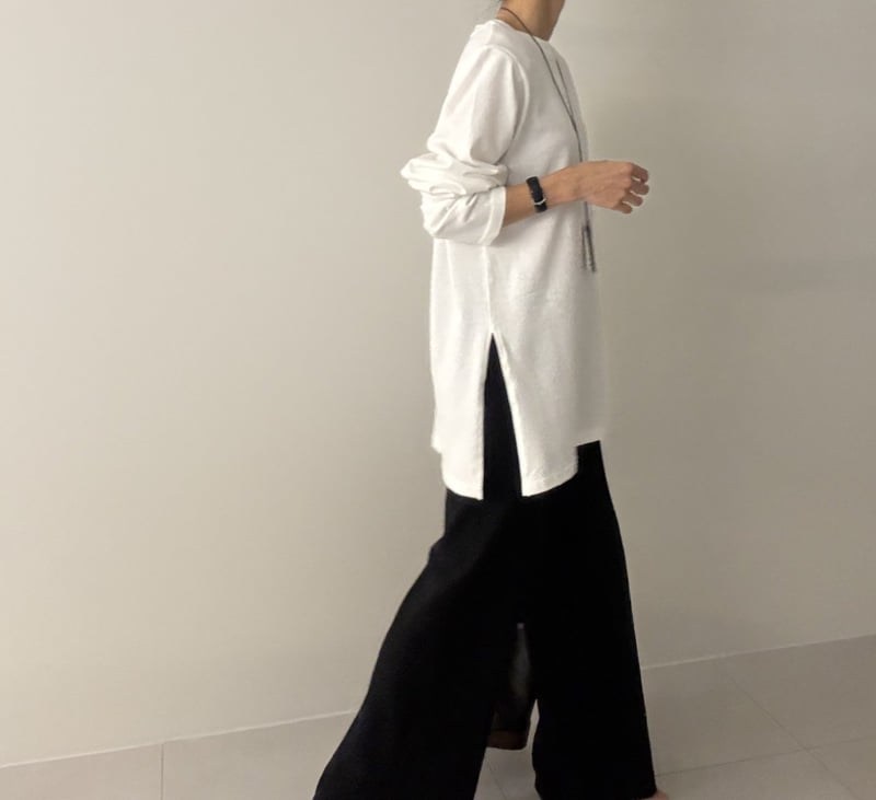 Ripple - Korean Women Fashion - #womensfashion - Genie Fleece Padded Tee - 2