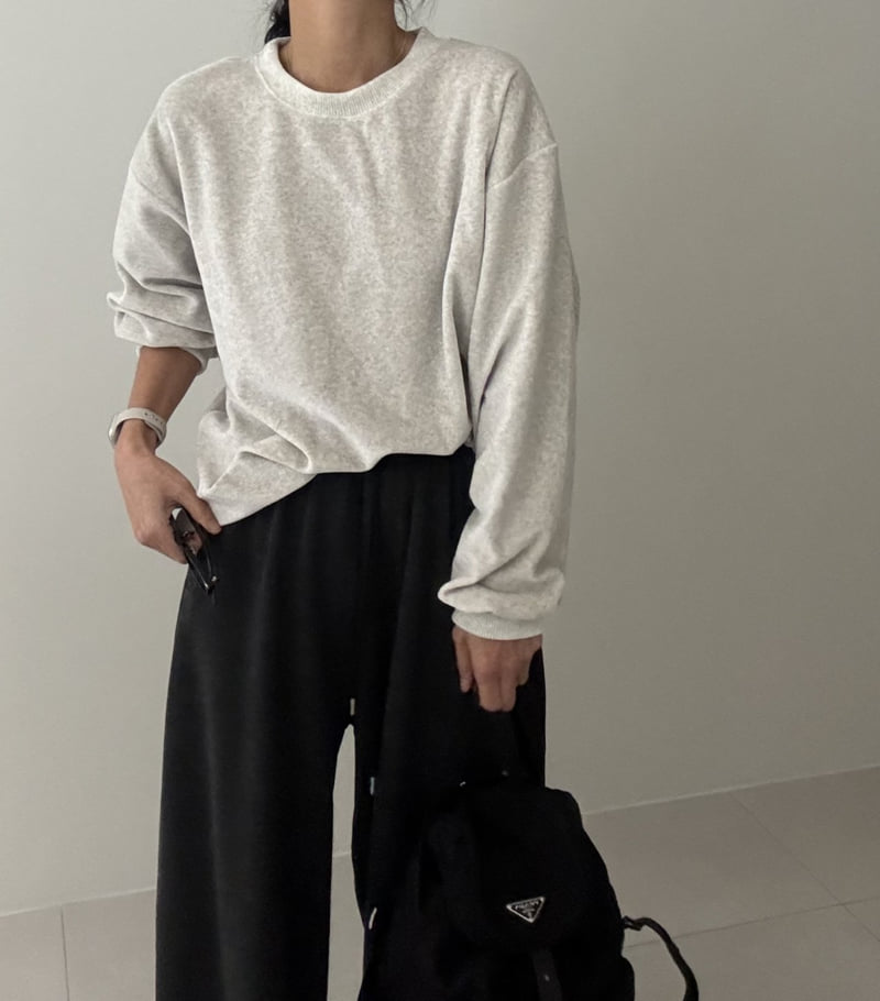 Ripple - Korean Women Fashion - #womensfashion - Meg Velour Sweatshirt - 2