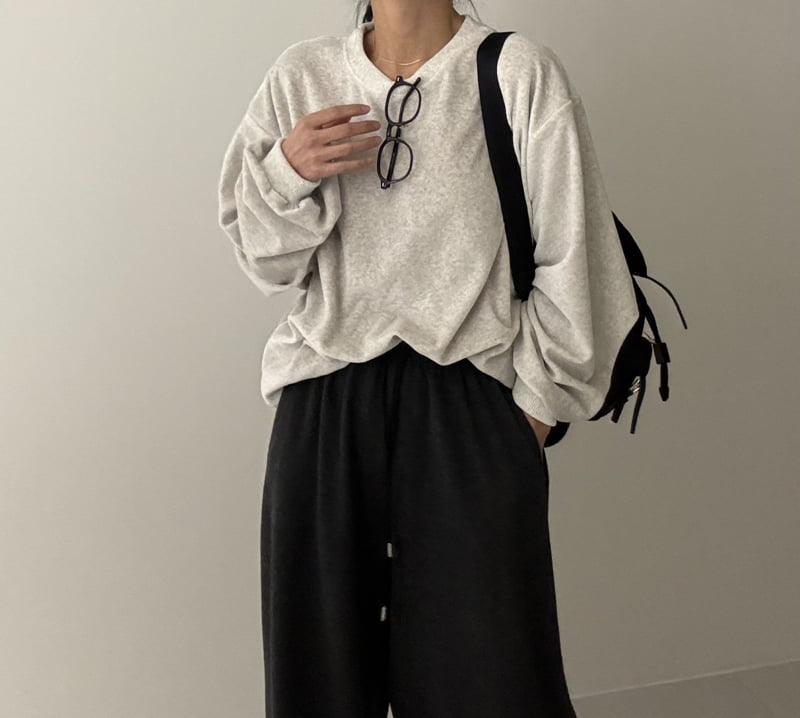 Ripple - Korean Women Fashion - #momslook - Meg Velour Sweatshirt - 4