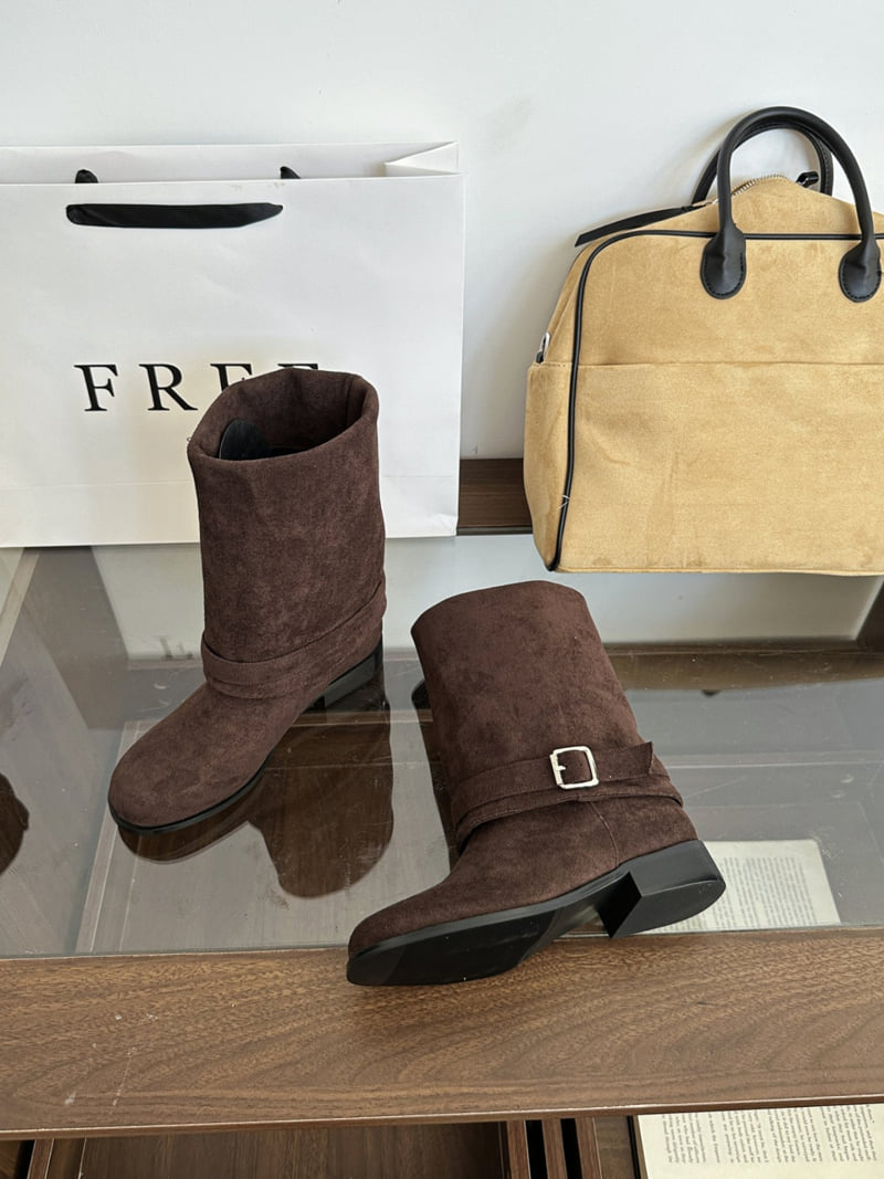Runa Martin - Korean Women Fashion - #womensfashion - Suede Reversible Warmer Two Way Boots - 4