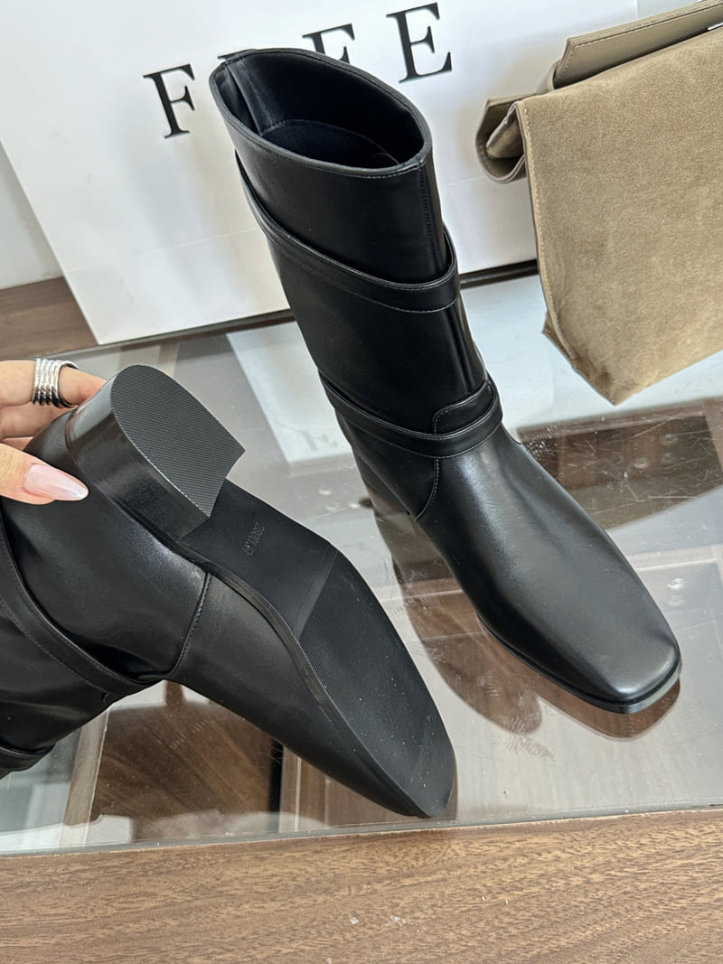 Runa Martin - Korean Women Fashion - #momslook - Square Western Simple Classic Ankle Boots - 6