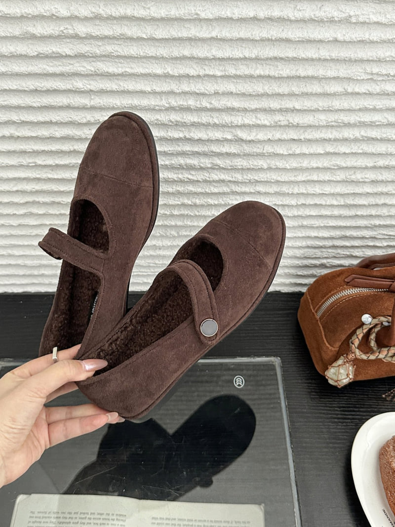 Runa Martin - Korean Women Fashion - #momslook - Sheer Round Panel Suede Fleece Mary Jane Flats - 2