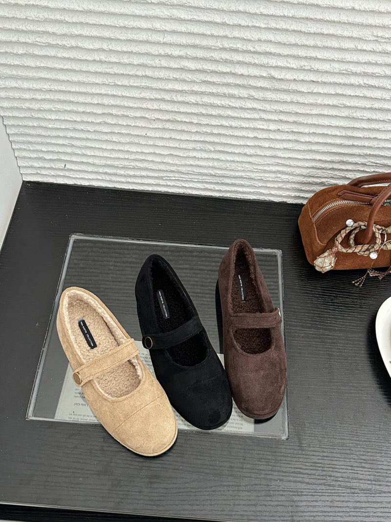 Runa Martin - Korean Women Fashion - #womensfashion - Sheer Round Panel Suede Fleece Mary Jane Flats - 4