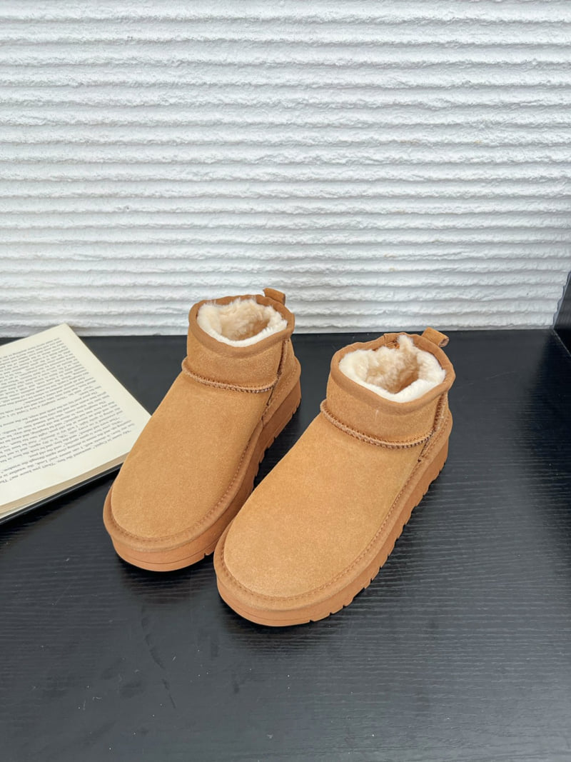 Runa Martin - Korean Women Fashion - #momslook - Genuine Suede Round Boots - 2