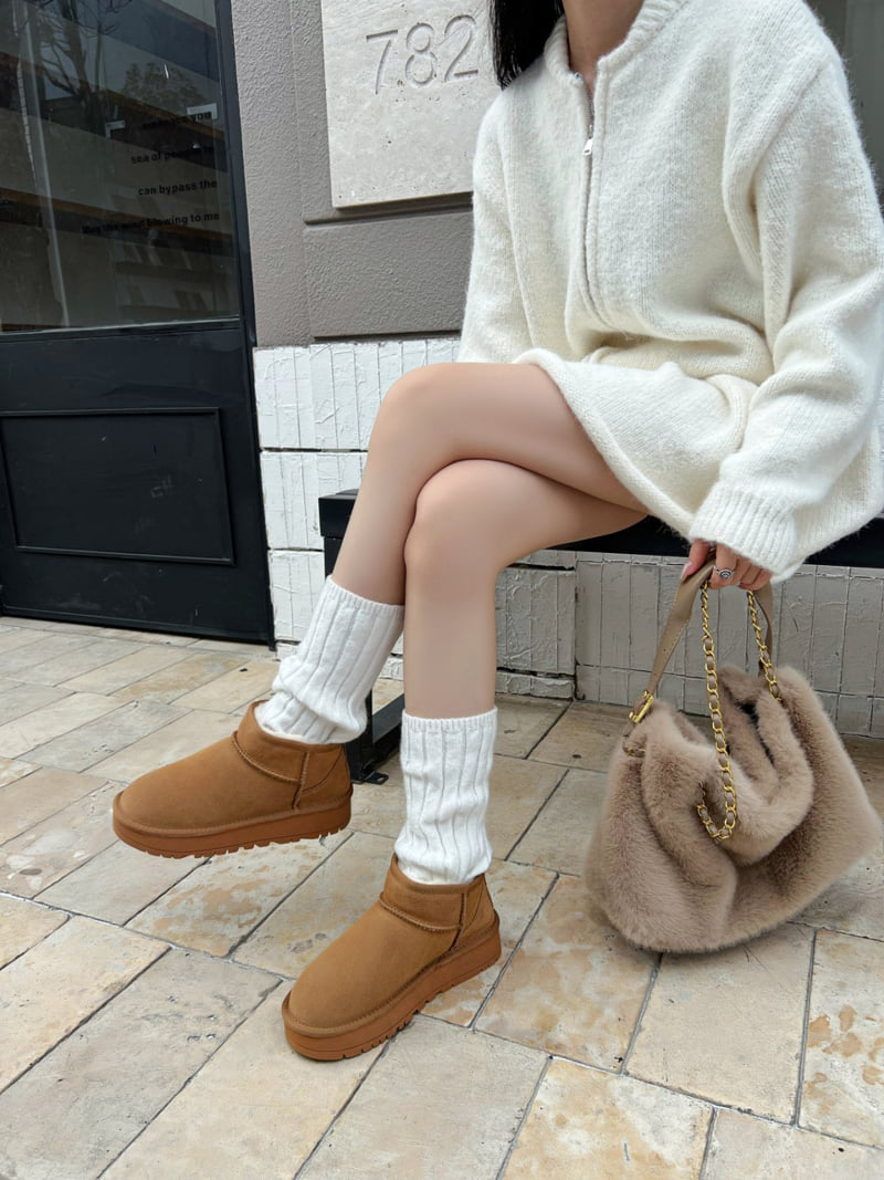 Runa Martin - Korean Women Fashion - #womensfashion - Genuine Suede Round Boots - 4