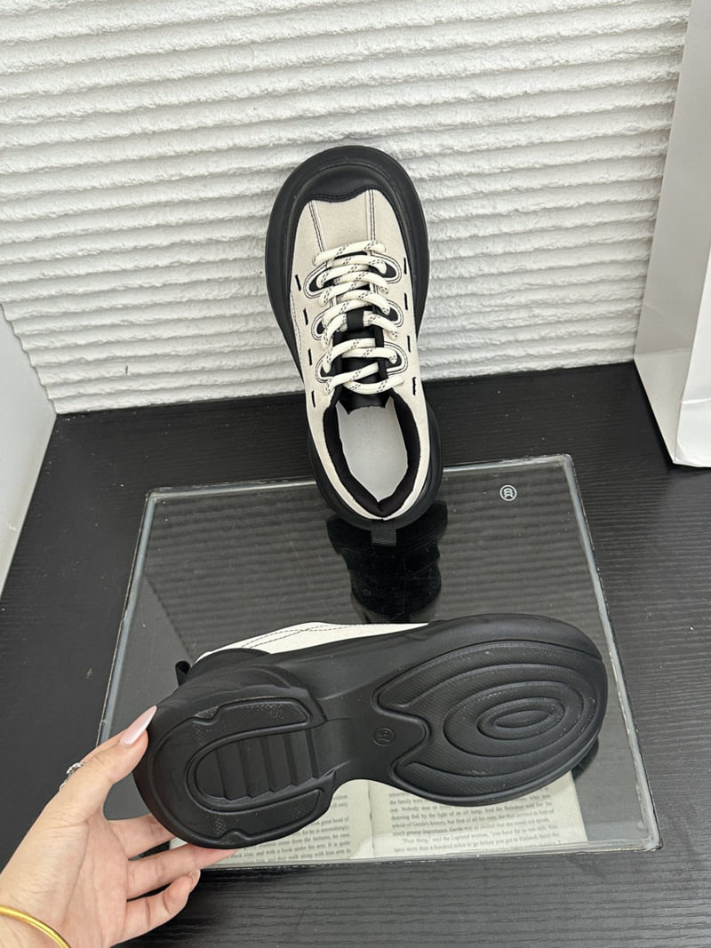 Runa Martin - Korean Women Fashion - #momslook - Round Tracking Lightweight Derby Walker Sneakers - 8