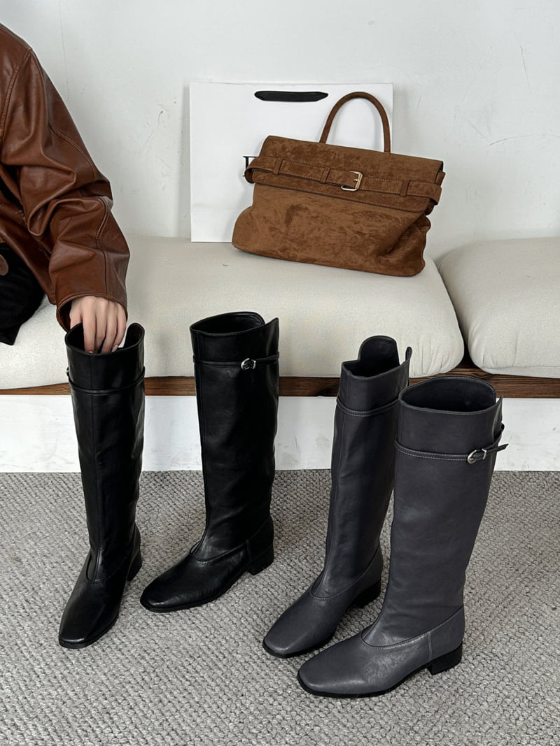 Runa Martin - Korean Women Fashion - #momslook - Simple V Cut Wide Vintage Long Boots - 12