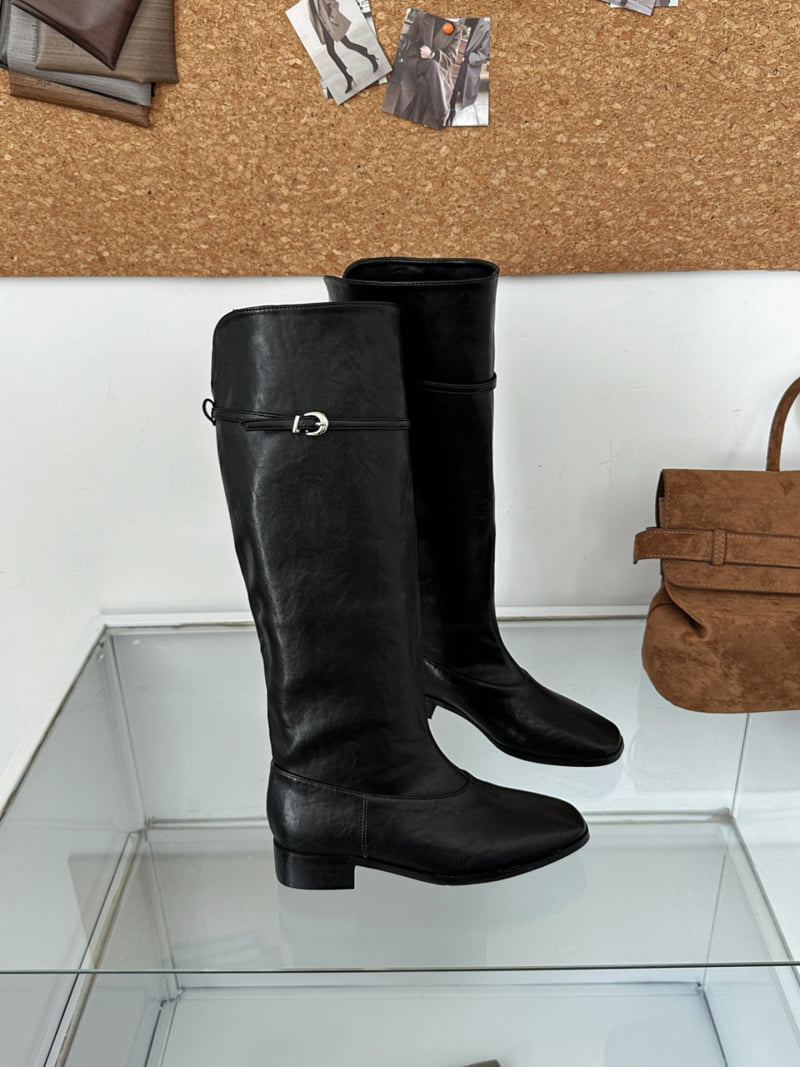 Runa Martin - Korean Women Fashion - #momslook - Simple V Cut Wide Vintage Long Boots - 8