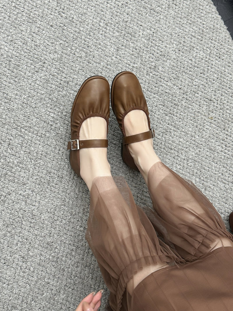 Runa Martin - Korean Women Fashion - #romanticstyle - Mary Jane Buckle Strap Cushion Shirred Flats - 6