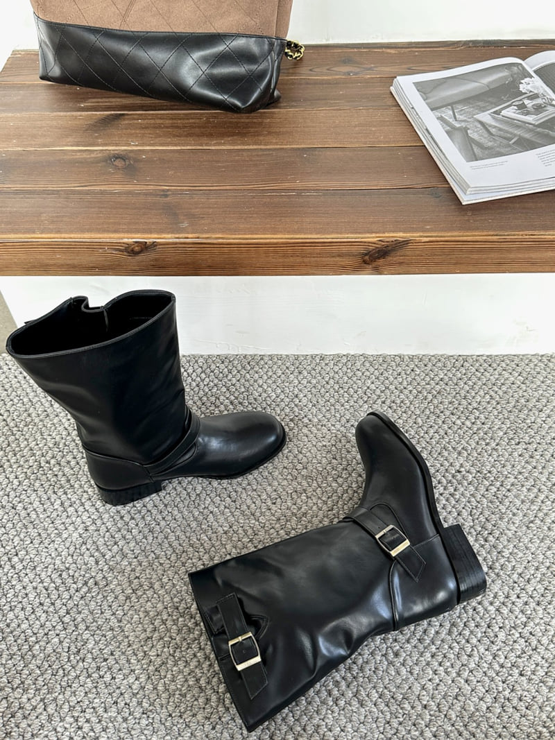 Runa Martin - Korean Women Fashion - #romanticstyle - Biker Western Simple Buckle Boots - 2