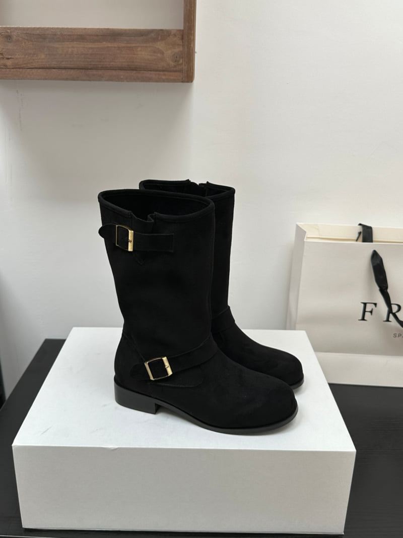 Runa Martin - Korean Women Fashion - #romanticstyle - Fleece Round Simple Buckle Suede Shirred Mid Boots - 4