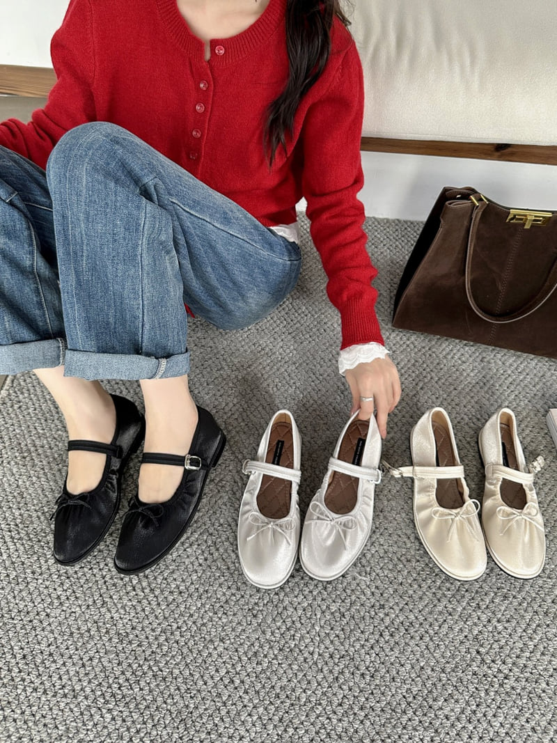 Runa Martin - Korean Women Fashion - #thatsdarling - Round Satin Mary Jane Ribbon Flats - 9