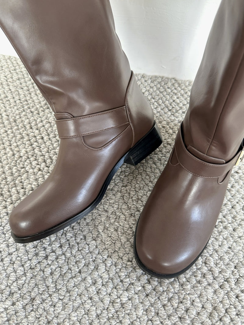 Runa Martin - Korean Women Fashion - #shopsmall - Biker Western Simple Buckle Boots - 4