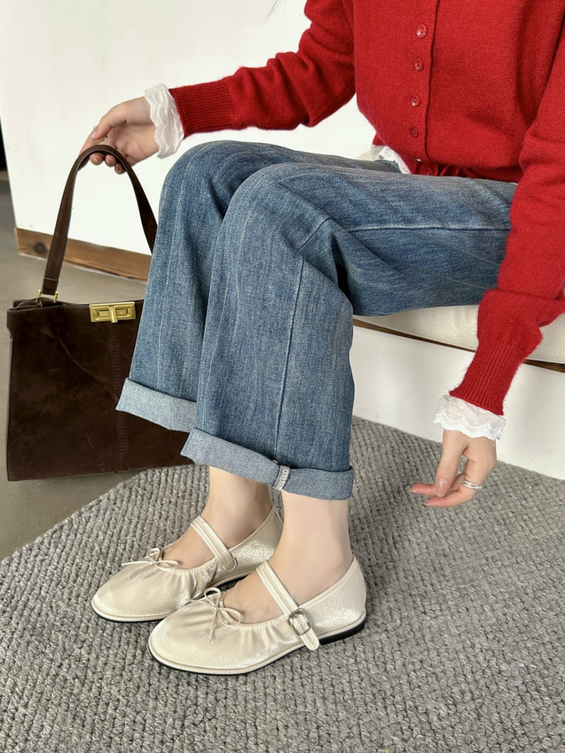 Runa Martin - Korean Women Fashion - #vintageinspired - Round Satin Mary Jane Ribbon Flats - 3