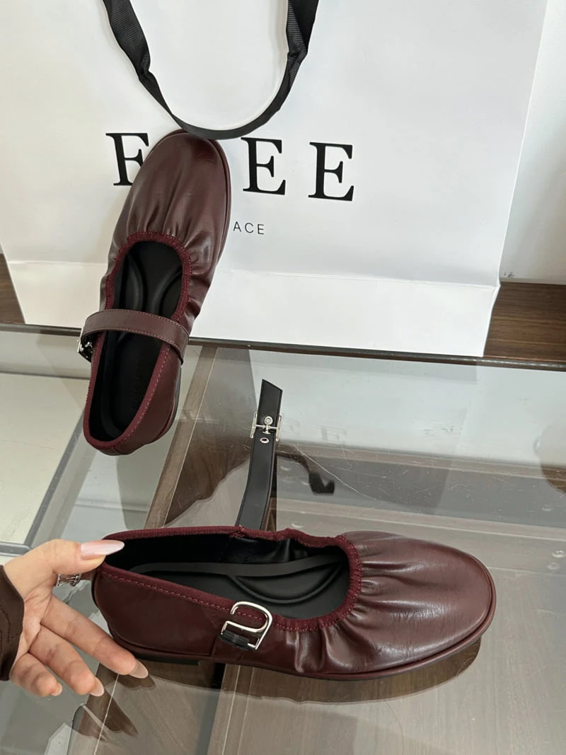 Runa Martin - Korean Women Fashion - #vintagekidsstyle - Mary Jane Buckle Strap Cushion Shirred Flats - 3