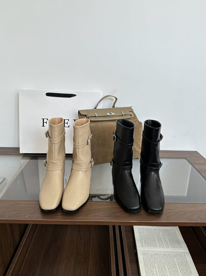 Runa Martin - Korean Women Fashion - #womensfashion - Square Western Simple Classic Ankle Boots - 7