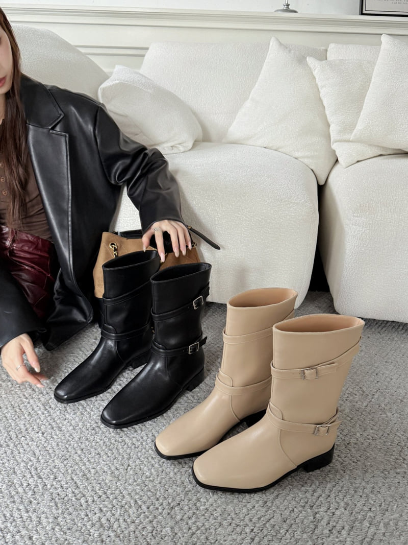 Runa Martin - Korean Women Fashion - #womensfashion - Square Western Simple Classic Ankle Boots - 9