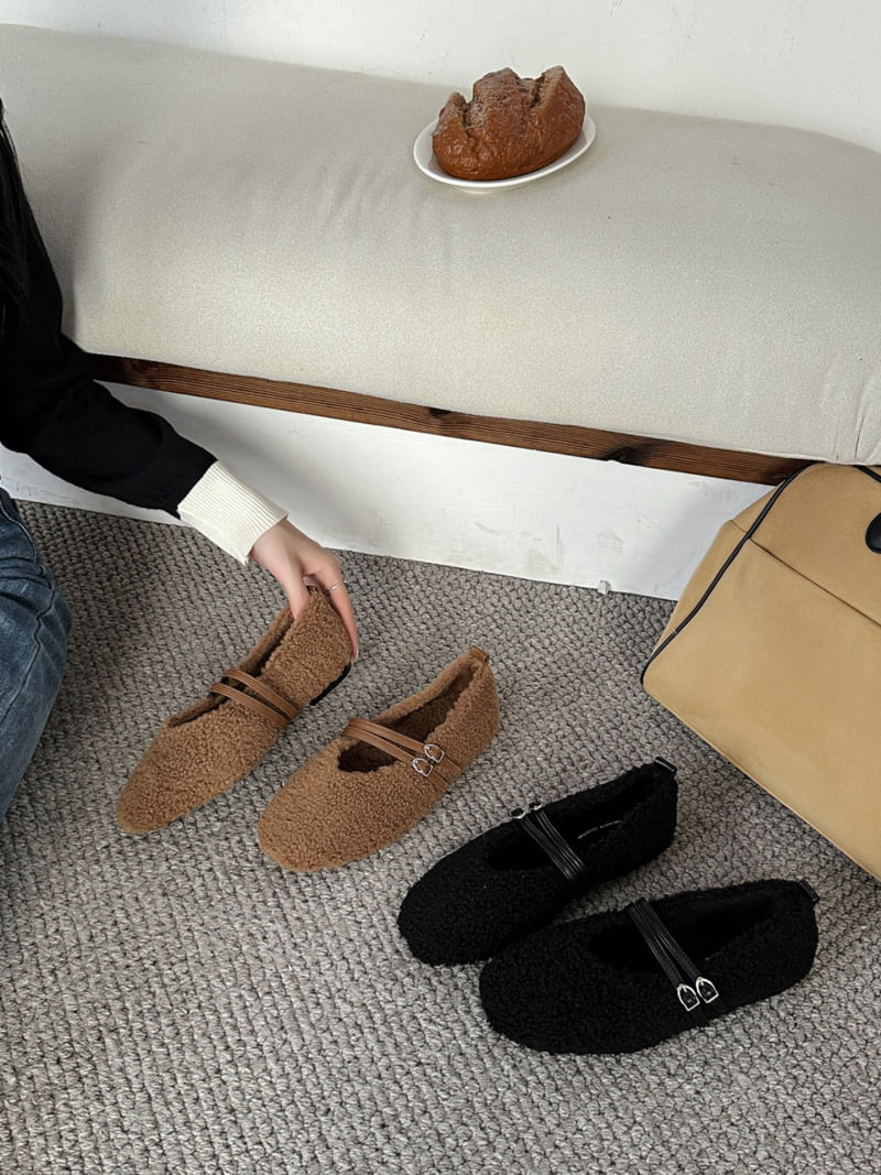 Runa Martin - Korean Women Fashion - #womensfashion - Teddy Fleece Lined Simple Mary Jane Flats - 2