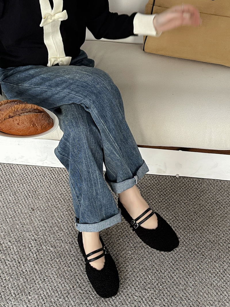 Runa Martin - Korean Women Fashion - #womensfashion - Teddy Fleece Lined Simple Mary Jane Flats - 6