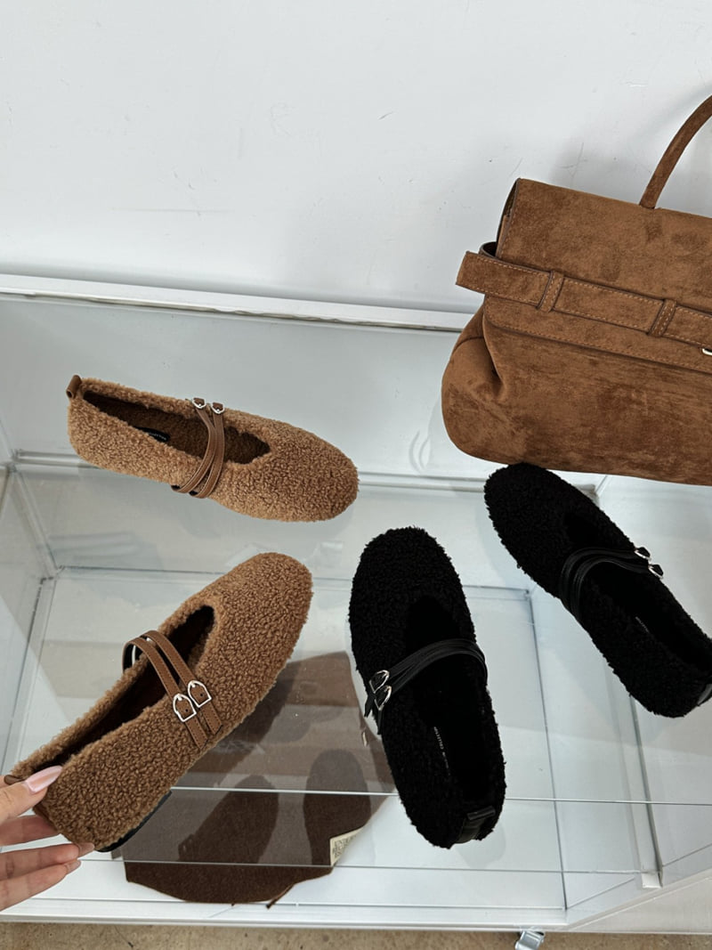 Runa Martin - Korean Women Fashion - #womensfashion - Teddy Fleece Lined Simple Mary Jane Flats - 8