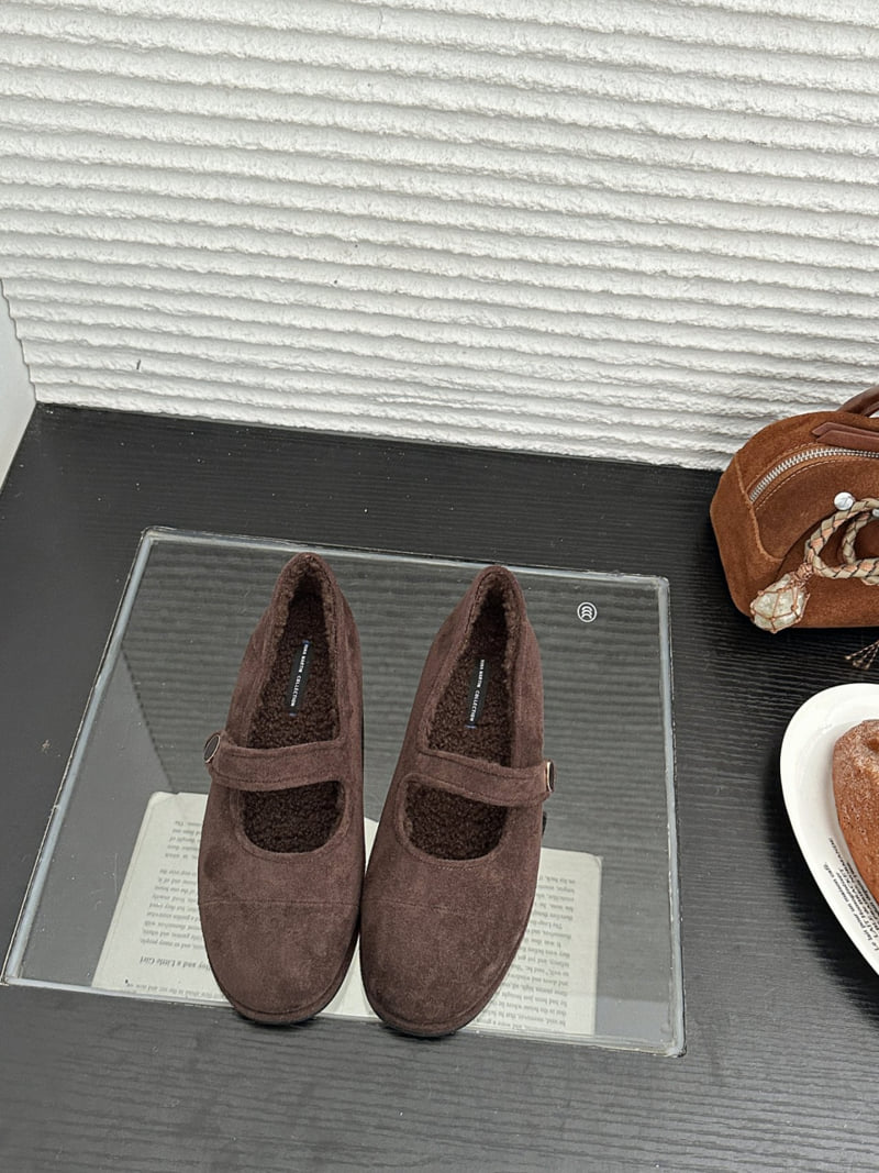 Runa Martin - Korean Women Fashion - #womensfashion - Sheer Round Panel Suede Fleece Mary Jane Flats - 3