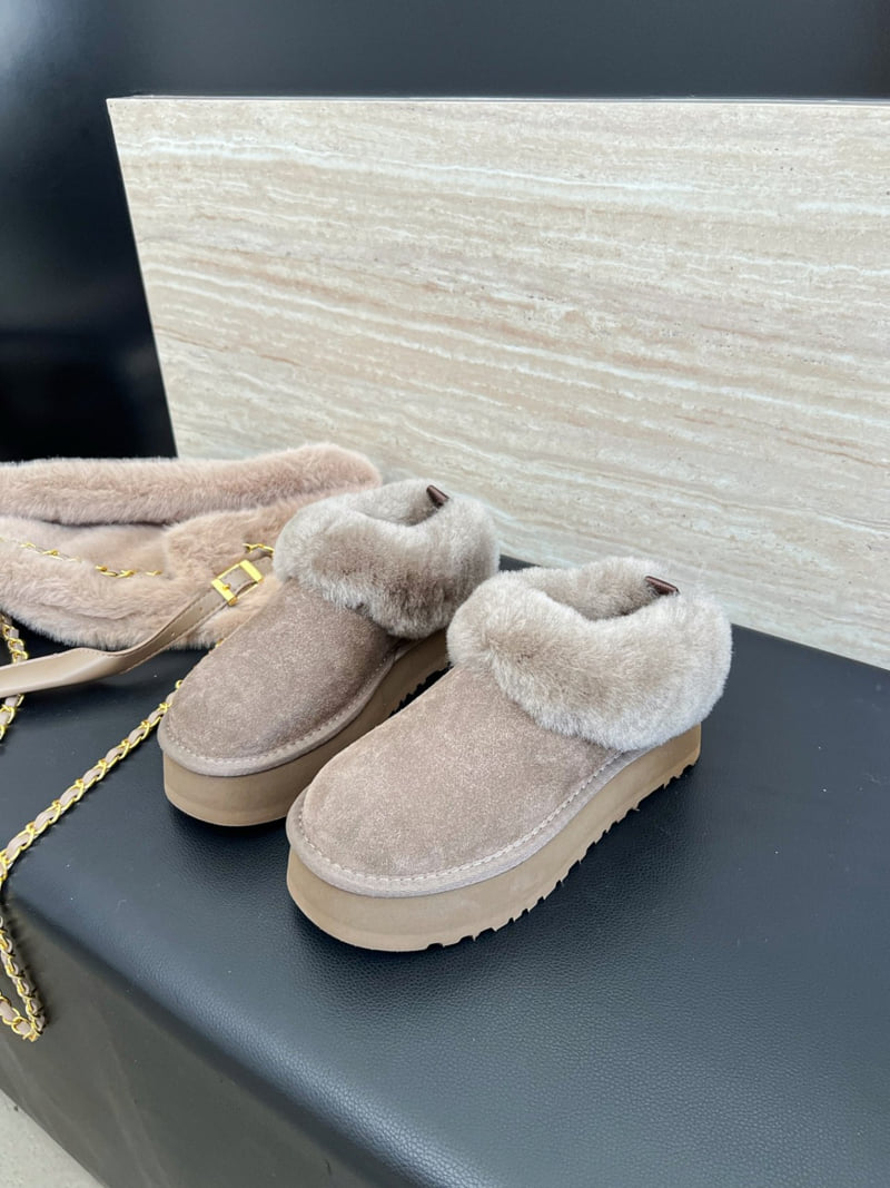Runa Martin - Korean Women Fashion - #womensfashion - Fleece-Lined Suede Loafers - 6