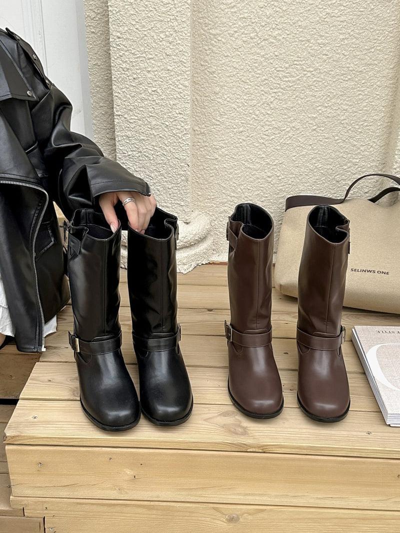 Runa Martin - Korean Women Fashion - #womensfashion - Biker Western Simple Buckle Boots - 11