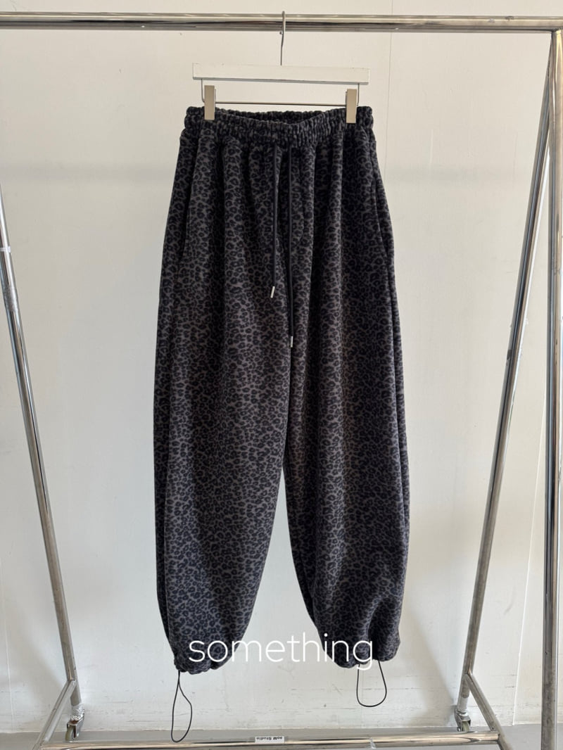 Something - Korean Women Fashion - #momslook - Cozy Dio Jogger Pants - 4