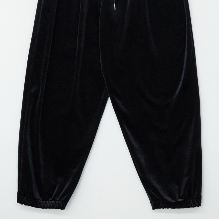 The Fine.b - Korean Women Fashion - #momslook - Velvet Jogger Pants - 5